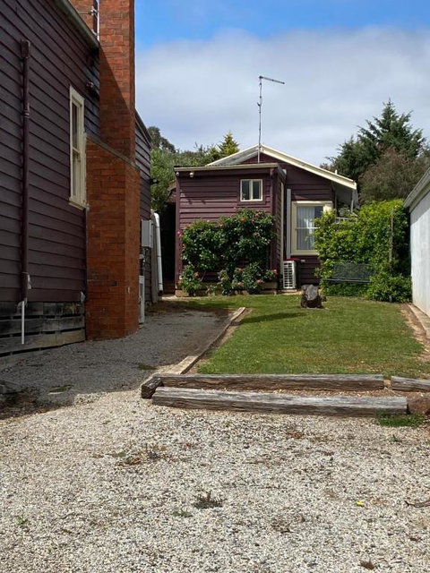 R&R Blue Diamond Luxury Studio Maryborough, Vic - Accommodation VIC 2