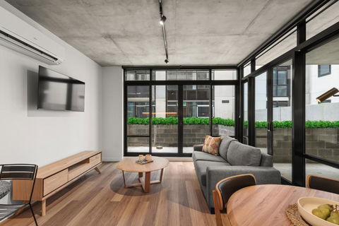 Rambla At Solarino House - Accommodation VIC 3