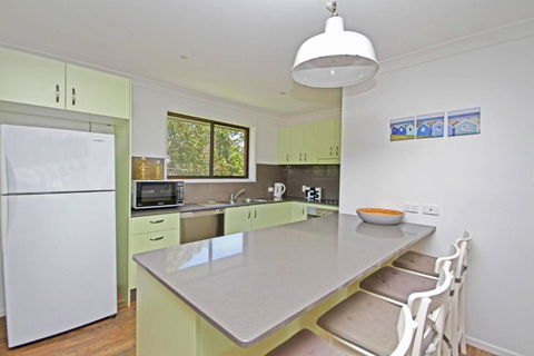 Red Door Beach House - Accommodation VIC 1