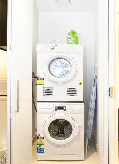 Astra Apartments Southbank - Accommodation VIC 3