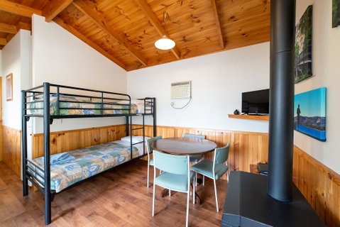 Awonga Cottages - Accommodation VIC 1