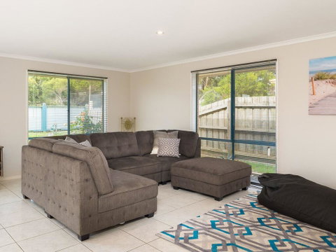 Back Beach Retreat - Accommodation VIC 2