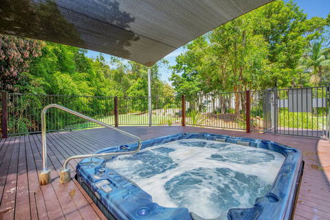 Baden 35 - Rainbow Shores, Walk To Beach, Pools, Tennis Court - Accommodation VIC 3