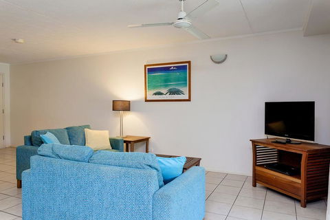 Baden 50 - Rainbow Shores, Swimming Pool, Walk To Beach, Tropical Surroundings - Accommodation VIC 3