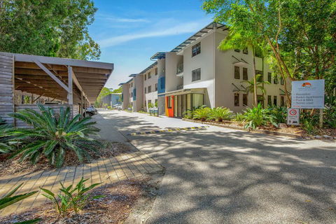 Baden 62 - Rainbow Shores, Beach Escape, Air Con, Pool, All Beds Made - Accommodation VIC 3