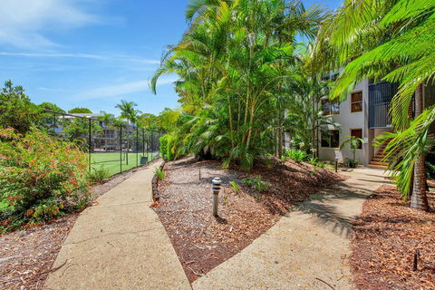 Baden 70 - Rainbow Shores, Ground Floor, Air Con, Overlooking Lap Pool - Accommodation VIC 2