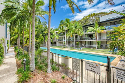 Baden 77 - Rainbow Shores, Pools, Outdoor Spa, Walk To Beach - Accommodation VIC 2