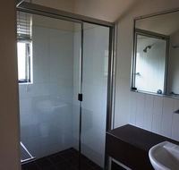 Baden 80 - Rainbow Shores Air conditioned Unit Top Floor Walk To Beach - Accommodation VIC