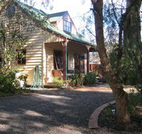 Ballarat cottages incorporating yarrowee cottage and Admirals cottage - Accommodation VIC