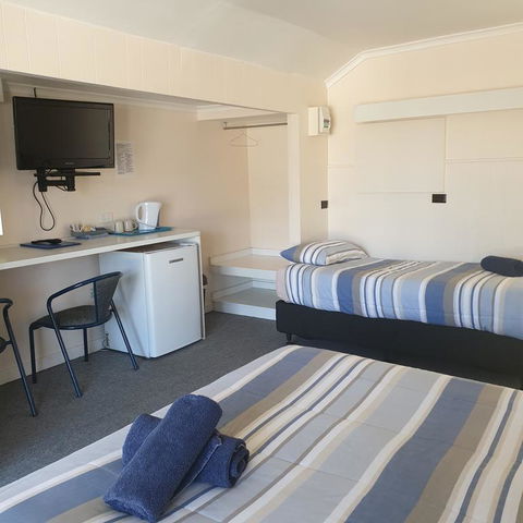 Bamboo Motor Inn - Accommodation VIC 3