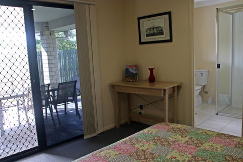 Banksia And Acacia Apartments - Accommodation VIC 3