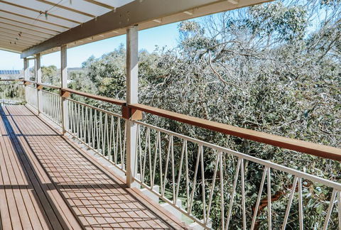 Banksia Beach House - Accommodation VIC 0