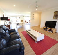 Barefoot Bungalow at Hat Head - Accommodation VIC