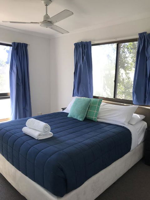 Bargara Beach Motor Inn - Accommodation VIC 1