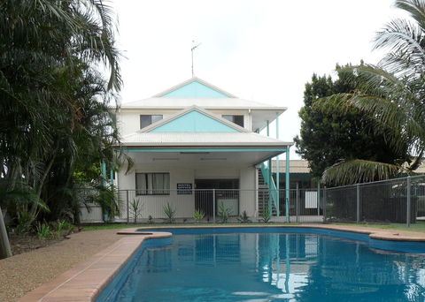 Bargara Beach Motor Inn - Accommodation VIC 0