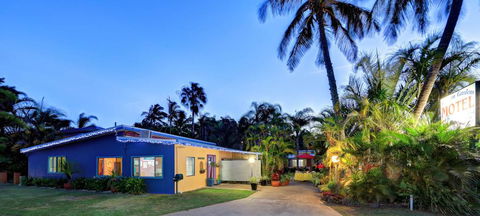 Bargara Gardens Boutique Villas - Accommodation VIC 2