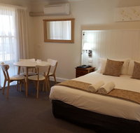 Bathurst Gold Panner - Accommodation VIC