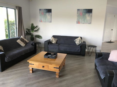 Bayz Maroochy Waters - Accommodation VIC 2
