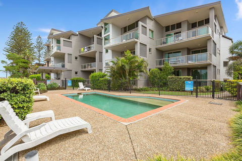 BEACH BLISS LUXURIOUS APARTMENT With POOL - Accommodation VIC 0