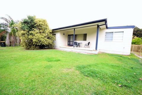 Beach Break At Hat Head - Accommodation VIC 2