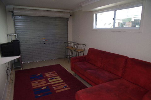 Beach Club 1, 5 Gowing Street - Accommodation VIC 1