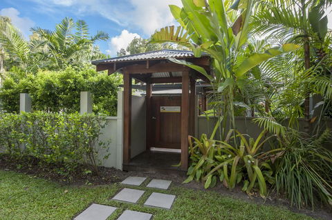 Beach Condominium - Accommodation VIC 1