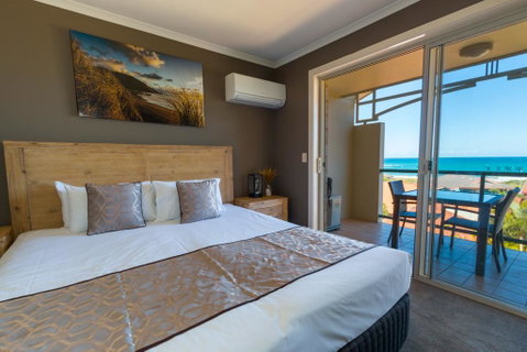 Beach Haven Executive Apartments - Accommodation VIC 0