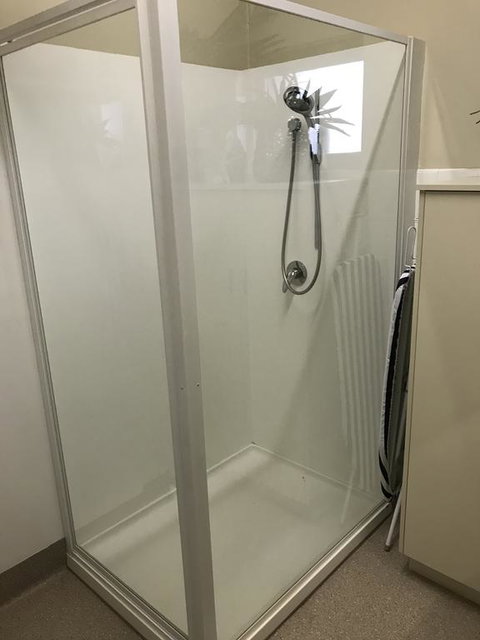 Beach Hotel - Accommodation VIC 1