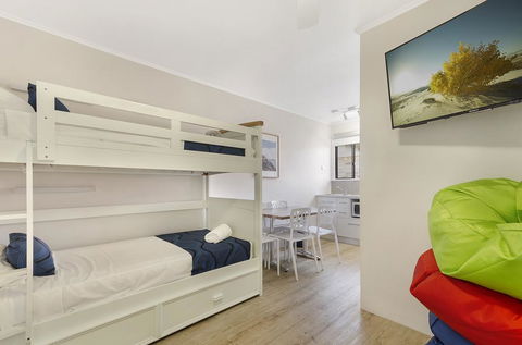 Beach House Motel - Accommodation VIC 2