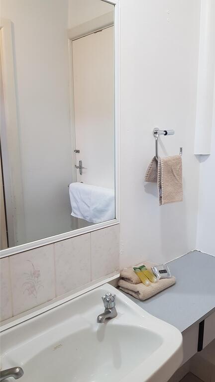 Beach Motel Woolgoolga - Accommodation VIC 3