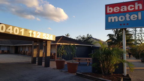 Beach Motel Woolgoolga - Accommodation VIC 1