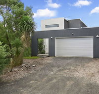 Beach Retreat on Medina - Accommodation VIC