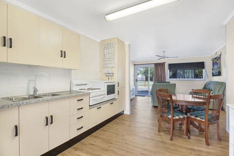 Beach Shack On Towners - Accommodation VIC 2