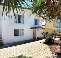 Beachcomber Unit 4- Beachside Unit - - Accommodation VIC