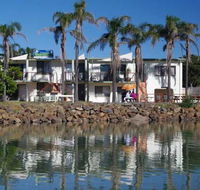 Beachfront 1 25 Willow Street - Accommodation VIC