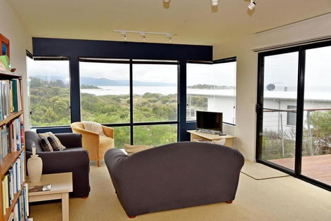 Redbill Beach House - Accommodation VIC 0