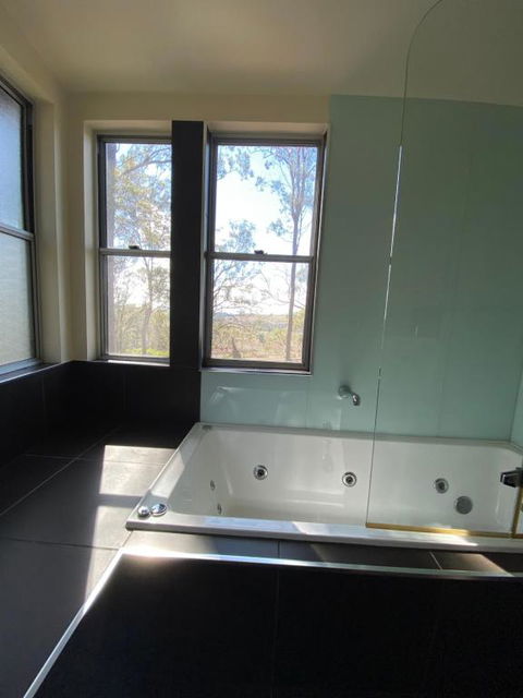 Redrock Retreat - Accommodation VIC 3