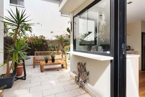 Relaxed Beachside Townhouse - Accommodation VIC 3