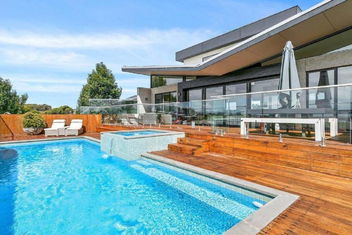 Remo Resort By Ready Set Stay - BYO LINEN & TOWELS with Accommodation VIC