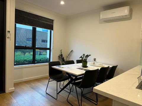 Reservior - Accommodation VIC 3