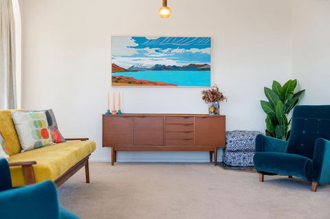 Retro Beach House - Accommodation VIC 2