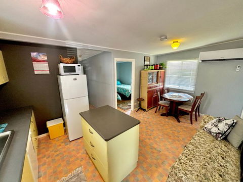 River Cottage On Cherry - Pet Friendly - Accommodation VIC 1