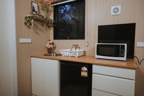 River Oasis Tiny House By Tiny Away - Accommodation VIC 3