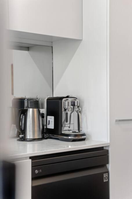 River Torrens Retreat - 2BR, Parking, Wi-Fi - Accommodation VIC 1