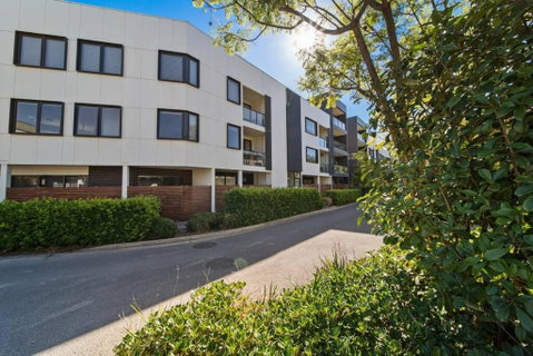 River Torrens Retreat - 2BR, Parking, Wi-Fi - Accommodation VIC 3