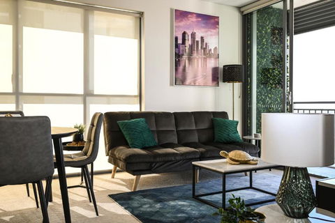 River View Apartment In Brisbane With Parking - Accommodation VIC 0