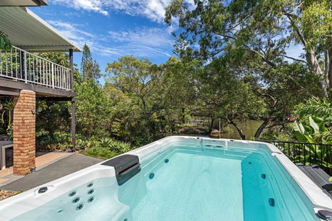 Riverfront Oasis In Elanora - Accommodation VIC 0