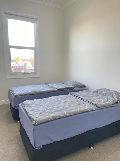 Riverside Hotel - Accommodation VIC 1
