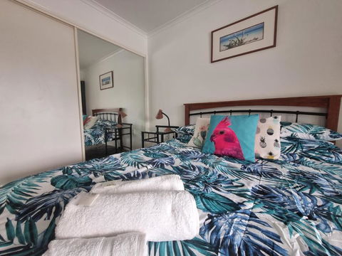 Residential Two-bedroom Unit On The Strand, Self-check In, Wi-fi - Accommodation VIC 2