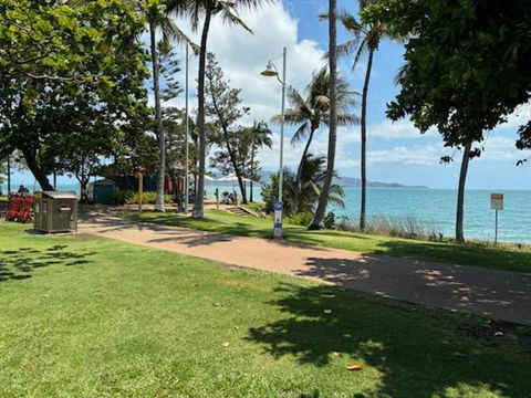 Residential Two-bedroom Unit On The Strand, Self-check In, Wi-fi - Accommodation VIC 1